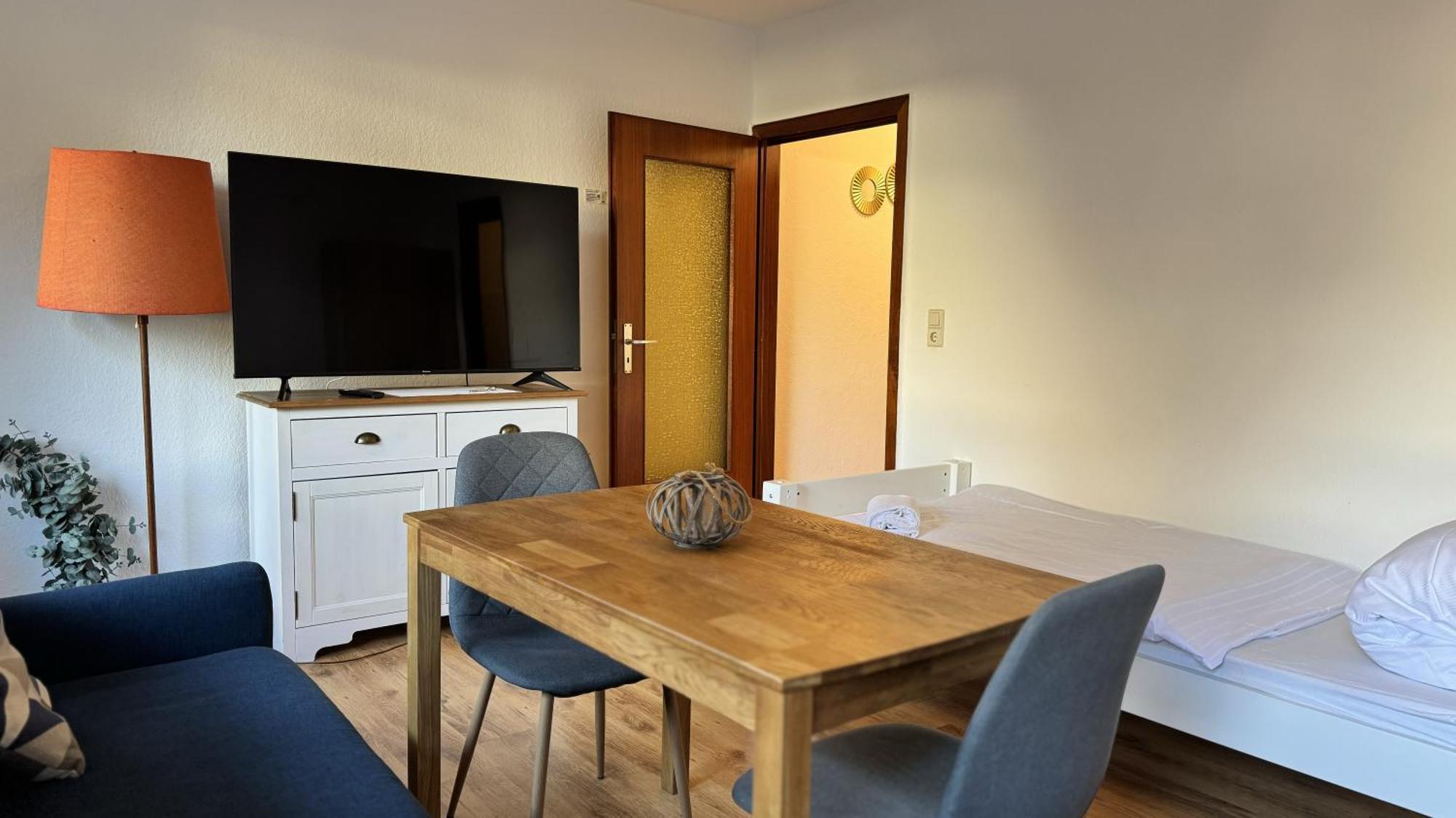 Studio-Apartments Fuer Monteure & Businessgaeste Zentral In Neumünster Buitenkant foto