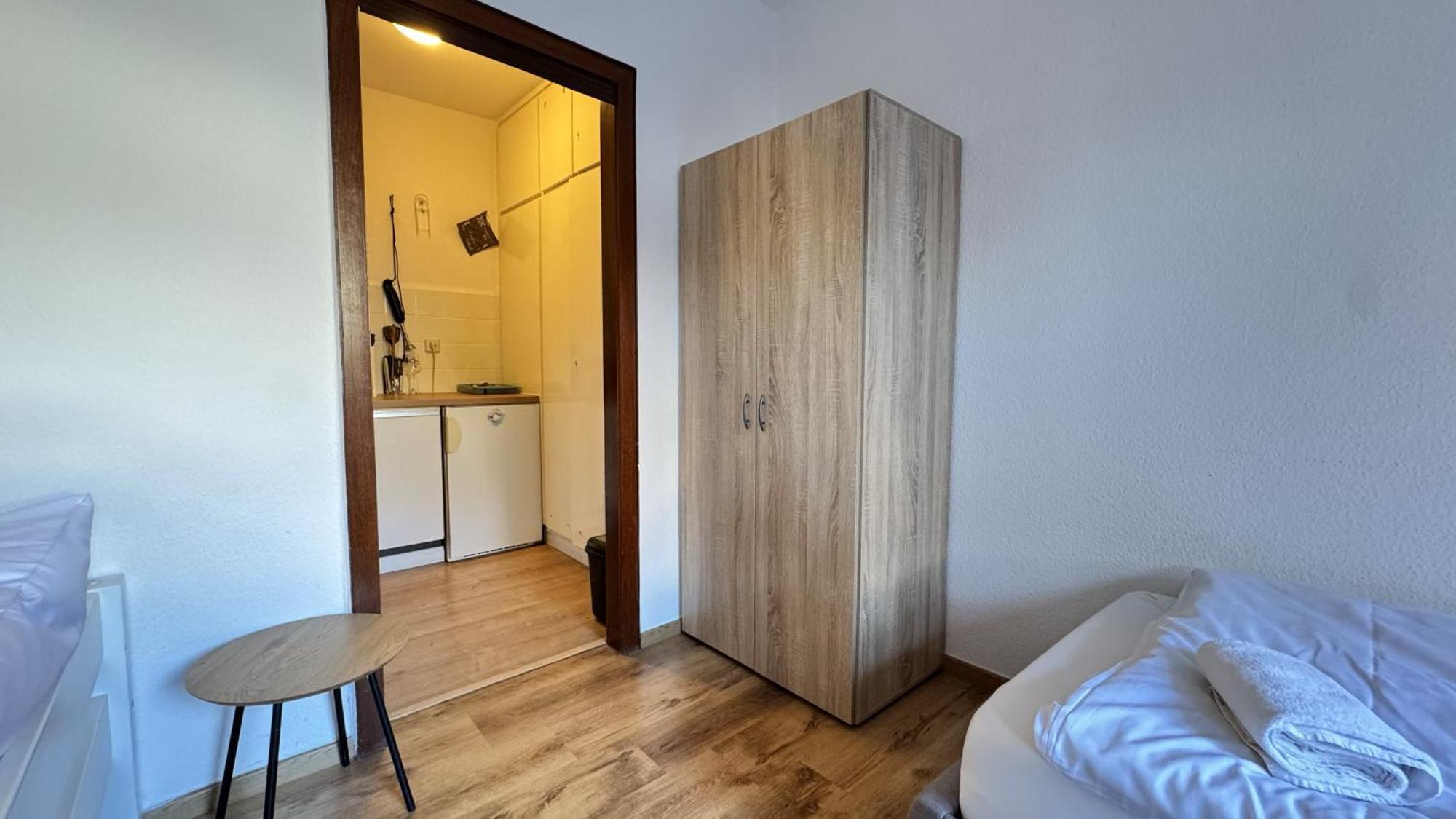 Studio-Apartments Fuer Monteure & Businessgaeste Zentral In Neumünster Buitenkant foto