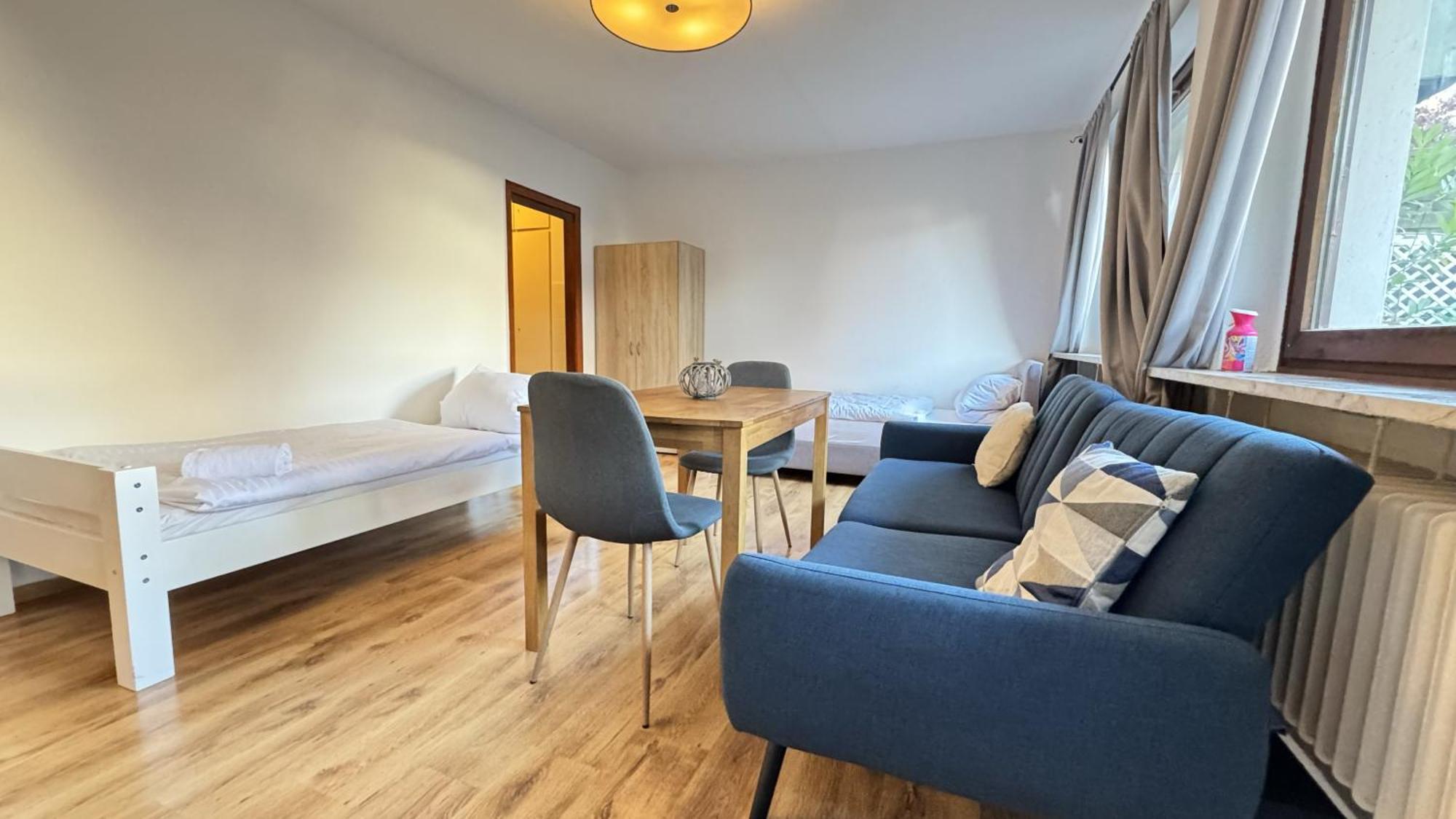 Studio-Apartments Fuer Monteure & Businessgaeste Zentral In Neumünster Buitenkant foto