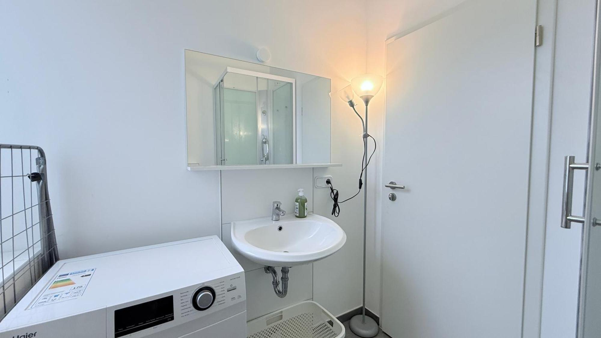 Studio-Apartments Fuer Monteure & Businessgaeste Zentral In Neumünster Buitenkant foto